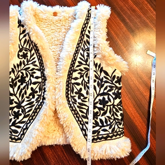 Free People Cream and Black Floral Vest - Picture 5 of 9